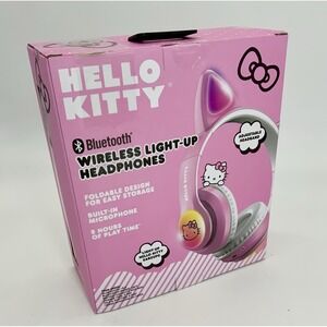 Hello Kitty Headphone Pink Wireless Light-Up Head Phone Bluetooth Headphone Gift